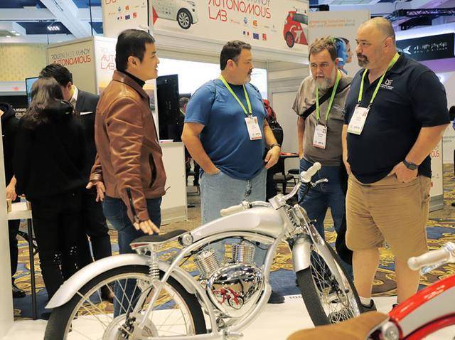 大黑牛李晨最喜欢骑的是它,集颜值和科技于一身的门罗Munro2.0