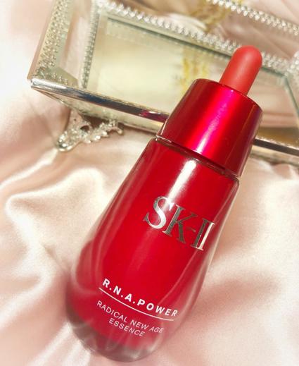 适合干皮的精华液中等价位,精华液中等价位推荐