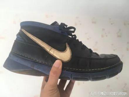 你的第一双球鞋,你还记得你的第一双足球鞋吗