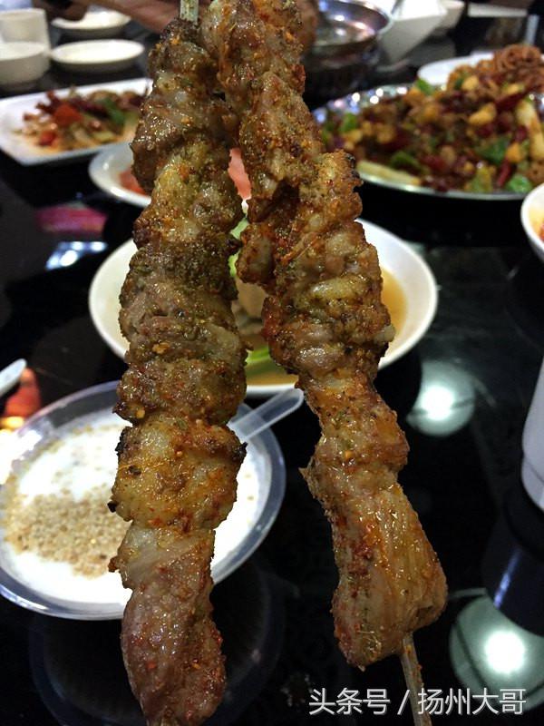 冬日乘飞机进*疆新**遇大雾,滞留银川机场一夜两天里遇到的有趣经历