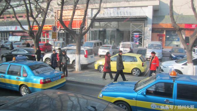 冬日乘飞机进*疆新**遇大雾,滞留银川机场一夜两天里遇到的有趣经历