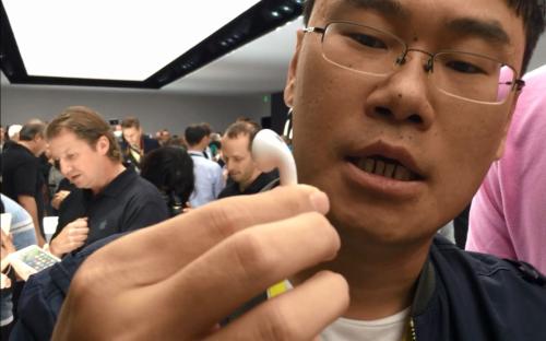 苹果新发布airpods,苹果无线充电applepay