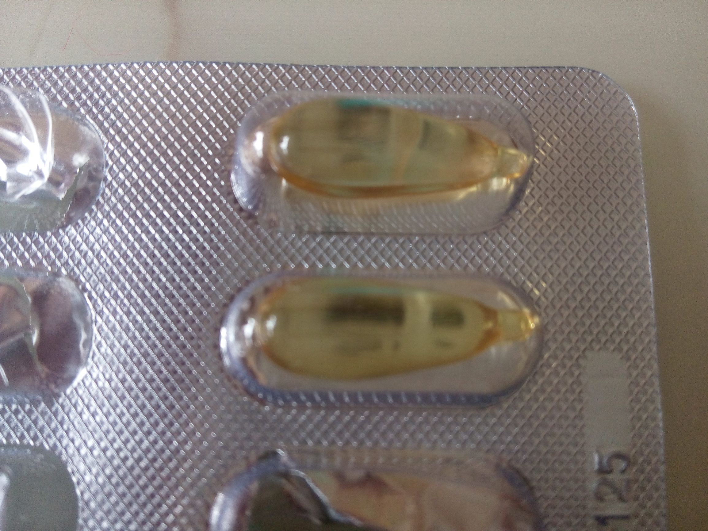 17岁孩子吃维生素d滴剂有用吗,宝宝从2个月才开始吃维生素d滴剂