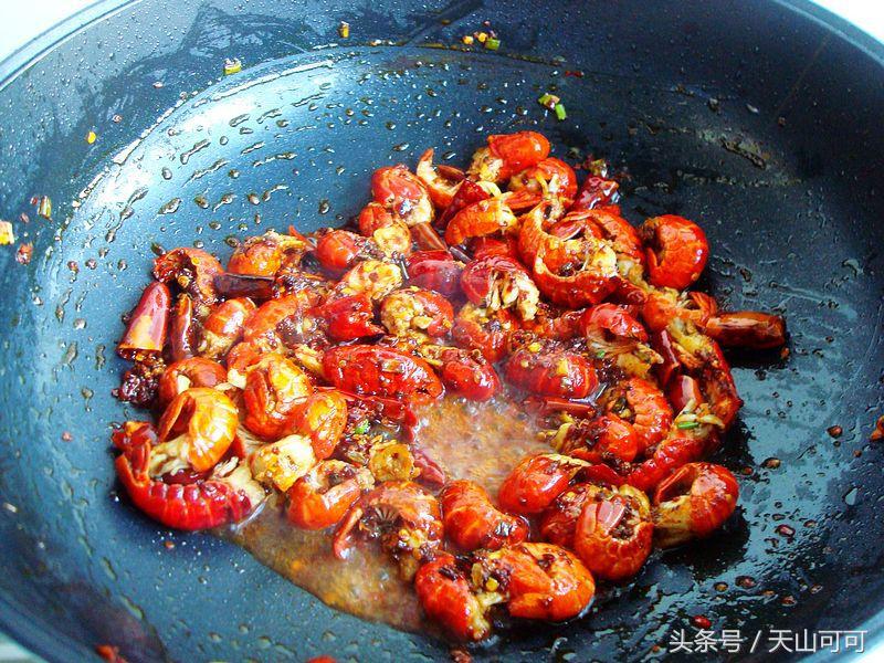 麻辣虾尾做出来不辣不麻,再也不用去外面吃了