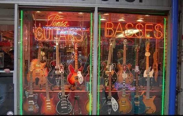 开琴行能挣到钱吗,在琴行卖琴有前景吗