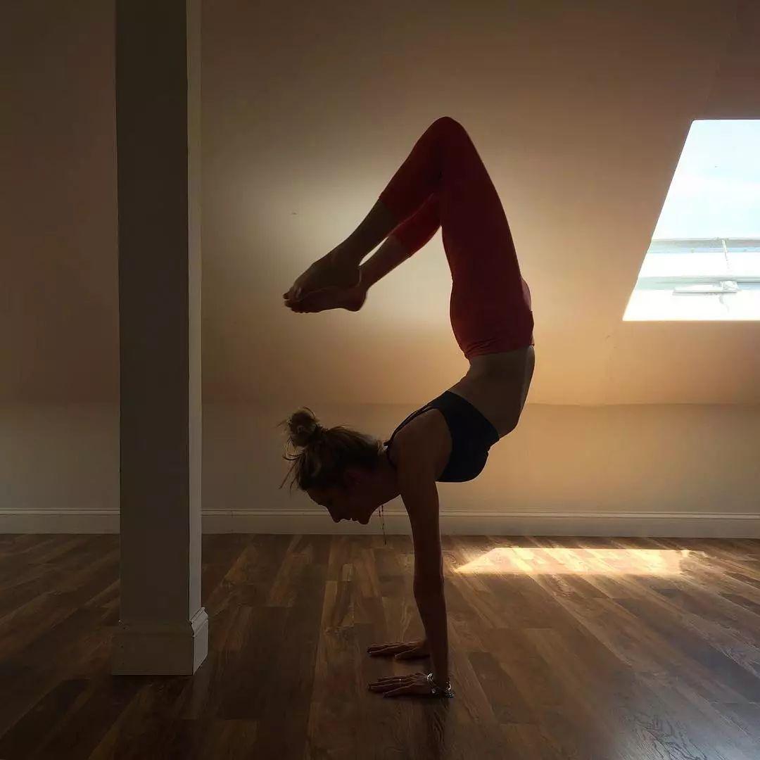 上身很胖下身超瘦怎么办,上身胖腿瘦怎么练