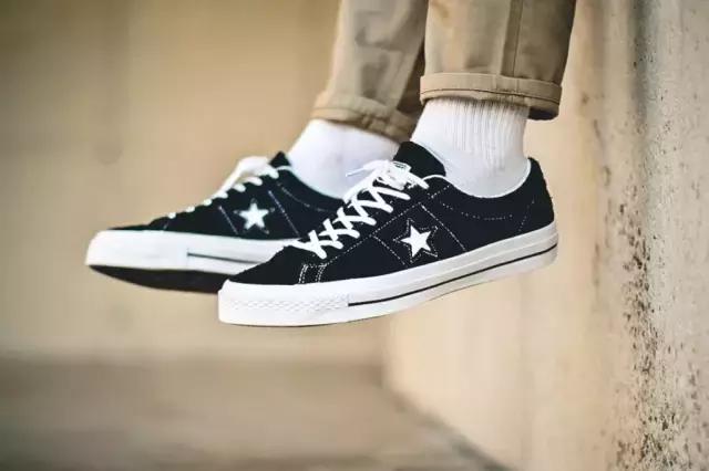 vans和converse高帮适合冬季穿,converse对比vans