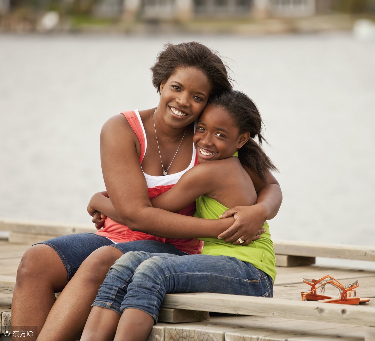 她们说，她们是地球上最快乐的女人——哈哈，你信吗？