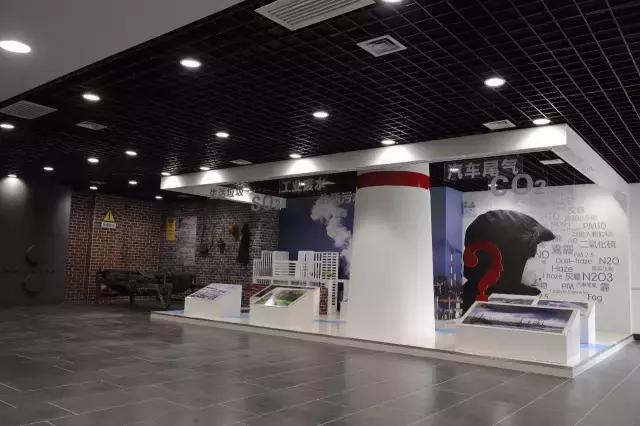 瑗垮畨骞存渶涓浗,瑗垮畨骞存渶涓浗鍐呭