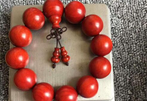 紫檀价格表一览表,小叶紫檀手串黑色的值多少钱