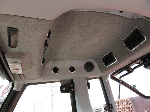 悍沃2104拖拉机前驱操控视频,悍沃1804拖拉机好不好