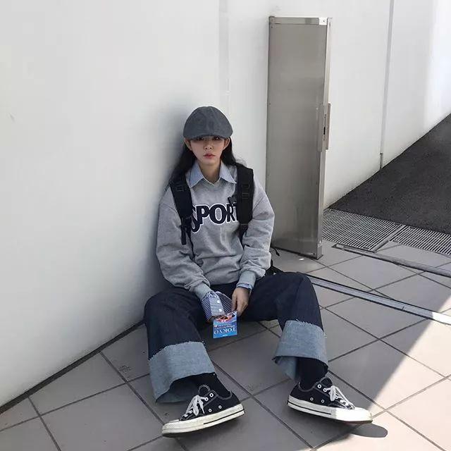 想骚还能买得起，开学这么穿让你成功撩到学妹哦