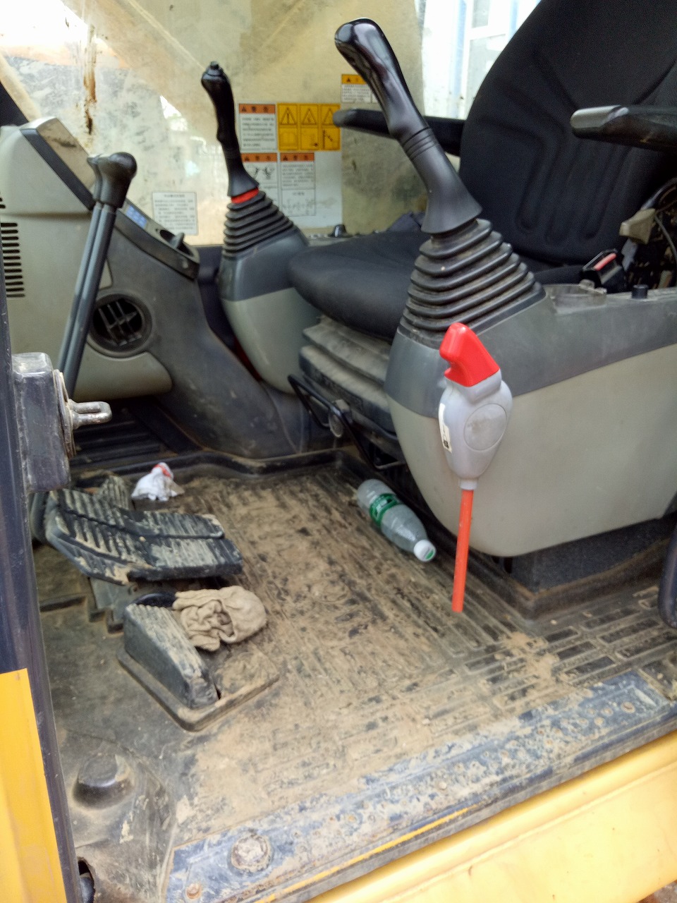 二手小松pc1800挖掘机,二手挖机小松pc200-7出售转让