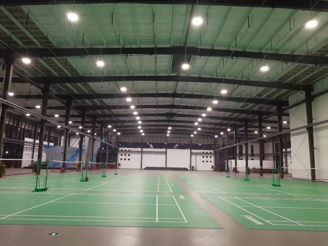 体育馆灯具,体育馆照明设计案例