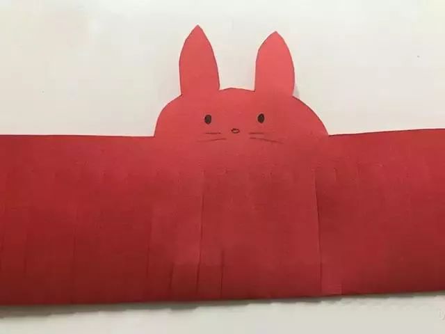 怎么用纸做元宵形状的小灯笼,简单用卡纸做一个元宵节小灯笼