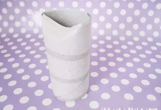 怎么用纸做元宵形状的小灯笼,简单用卡纸做一个元宵节小灯笼