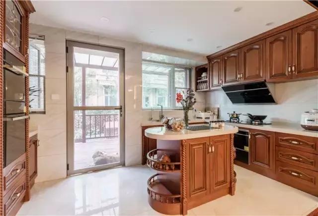 10家厨房比比看,一分价钱一分货