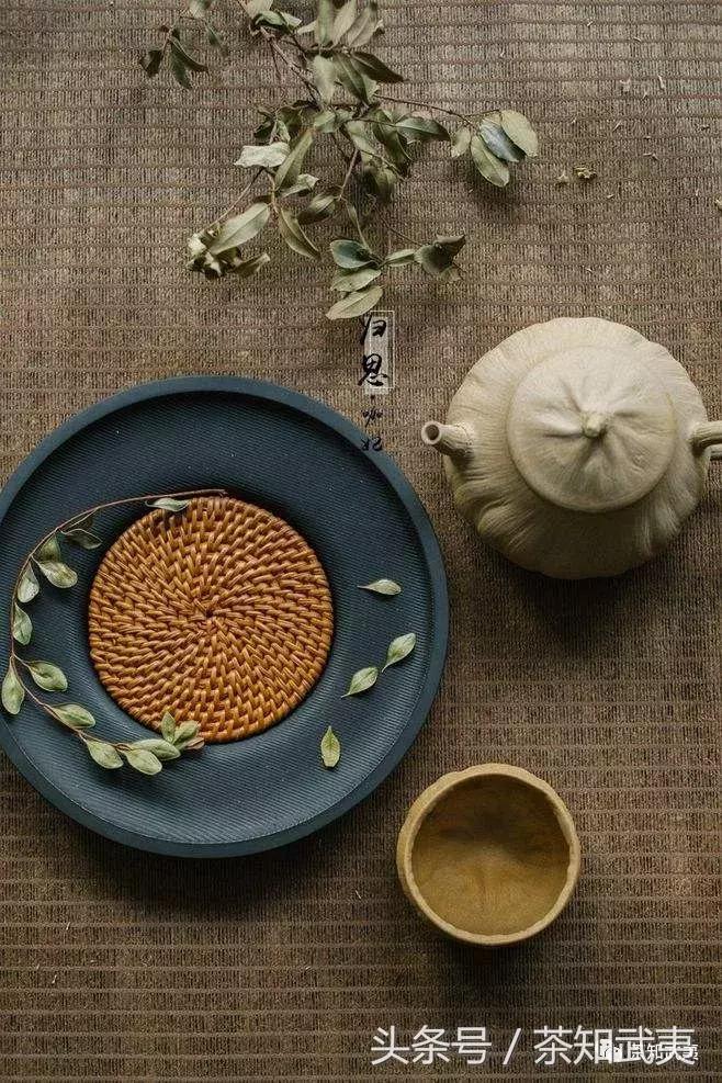 闻香识茶以茶会友,闻香识得茶滋味