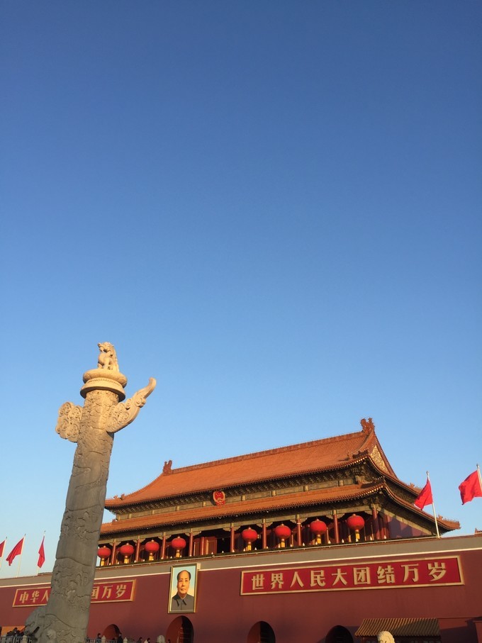 冬天去哪里旅游暖和特色美食,冬季游玩攻略美食推荐