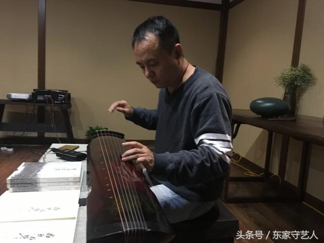 椴佽繀涓浗浼犵粺缇庡,椴佽繀闂叉儏闆呰嚧