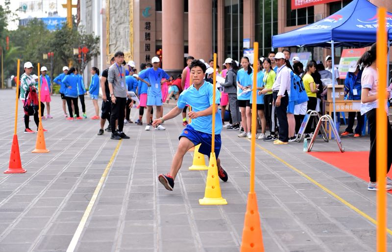 芒市体育运动中心开放时间,阳光体育大会未来之星