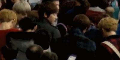 弱弱的问一句，头条有「灿白*党**」吗？