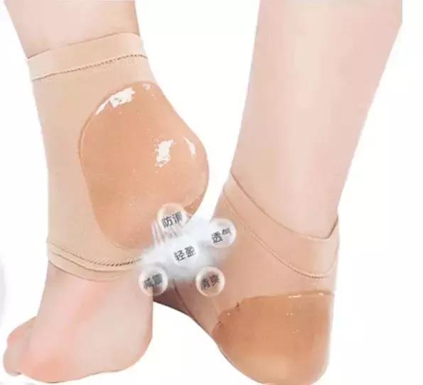 睡觉穿一只袜子,睡觉时穿一个袜子