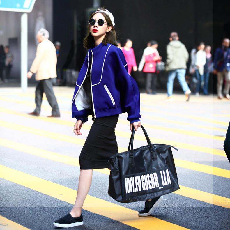 矮个子棒球服显高穿搭,矮个子棒球服时尚显高