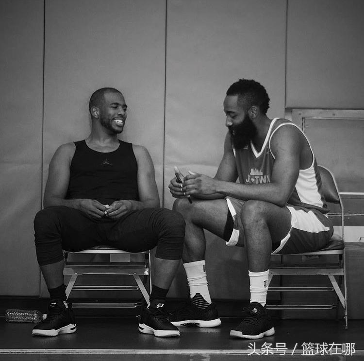 为什么保罗控制失误那么厉害,保罗低级失误的视频