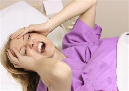 分娩的前兆及应对措施,女性分娩过程中警惕三个插曲