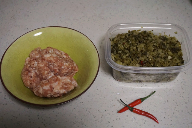 春天上火牙肿嗓子疼,这道菜得多吃,葱姜不放,五分钟出锅,省心