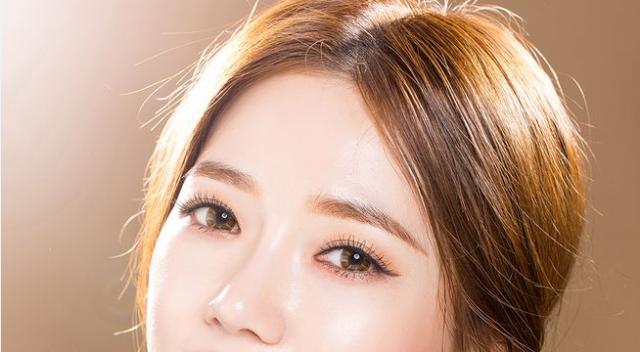 内双割双眼皮变成三眼皮怎么修复,双眼皮修复三次会有什么后果