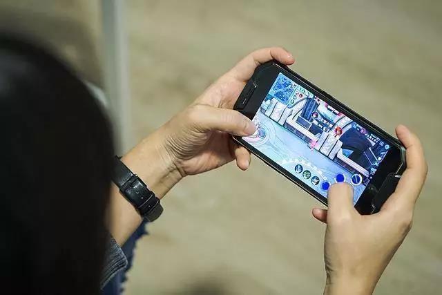 路虎还有哪款车国产,路虎三防手机最新款