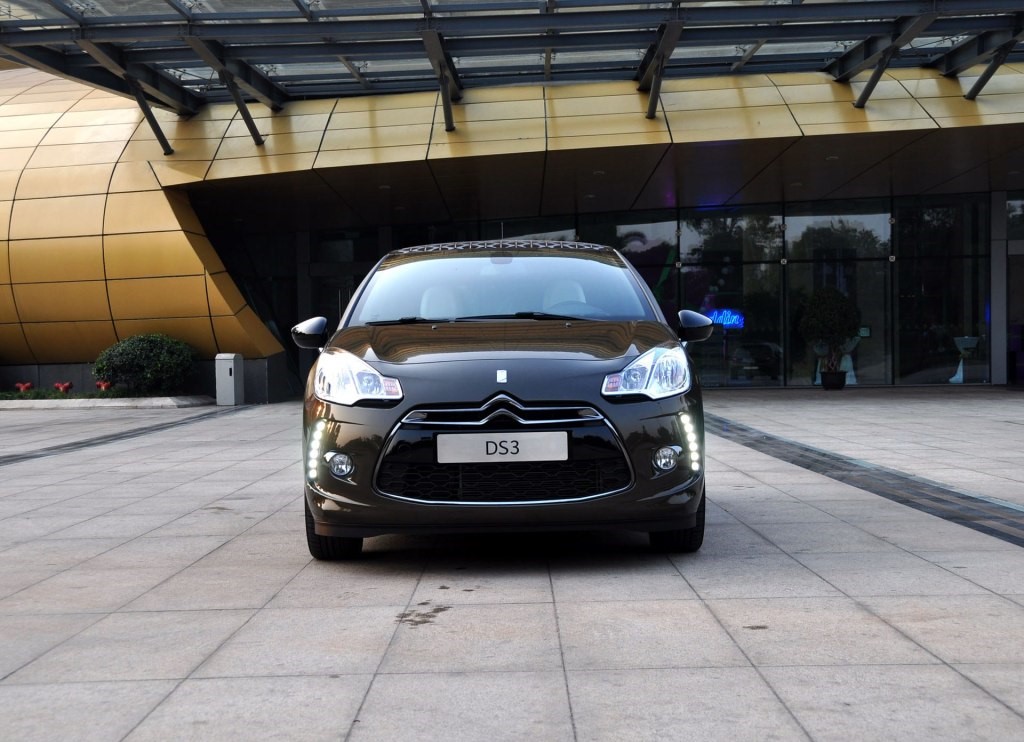 超级拉风的敞篷4座跑车,超级拉风的车