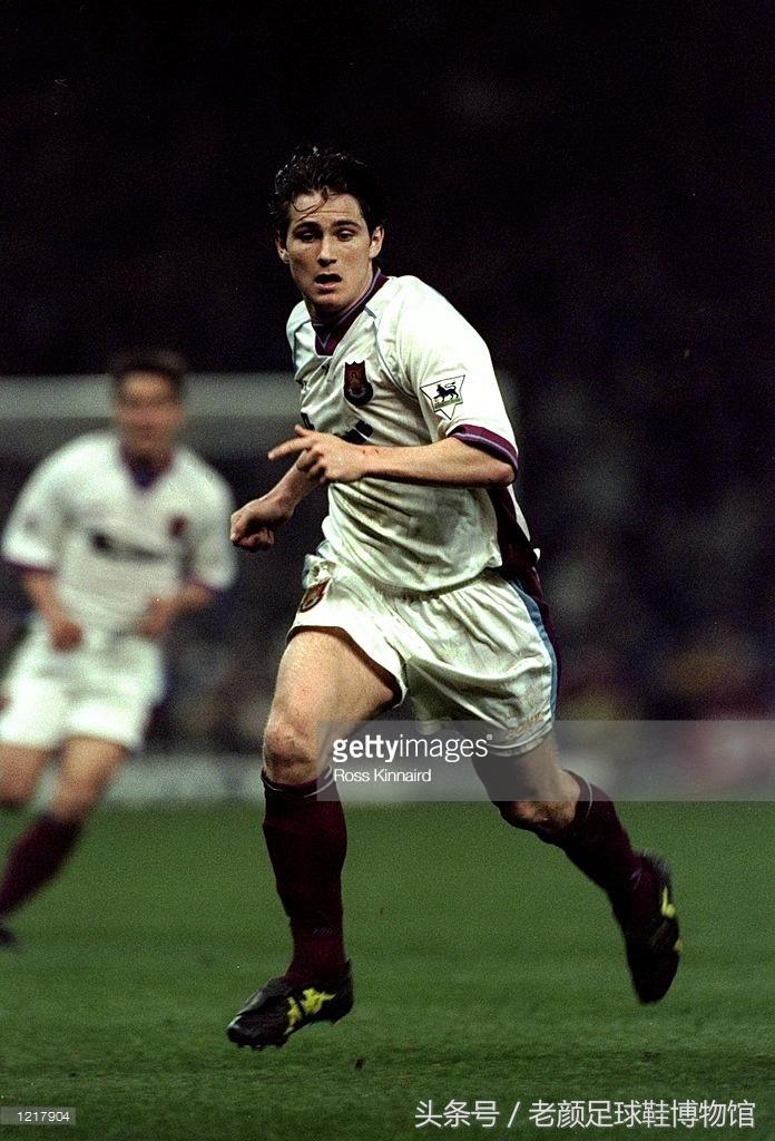 你拿你的冠军杯，我收我的保护费，神奇意大利品牌kappa