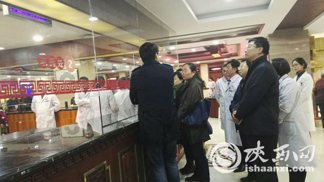 中医药管理局局长探访中医,县卫健局领导到民营医院调研