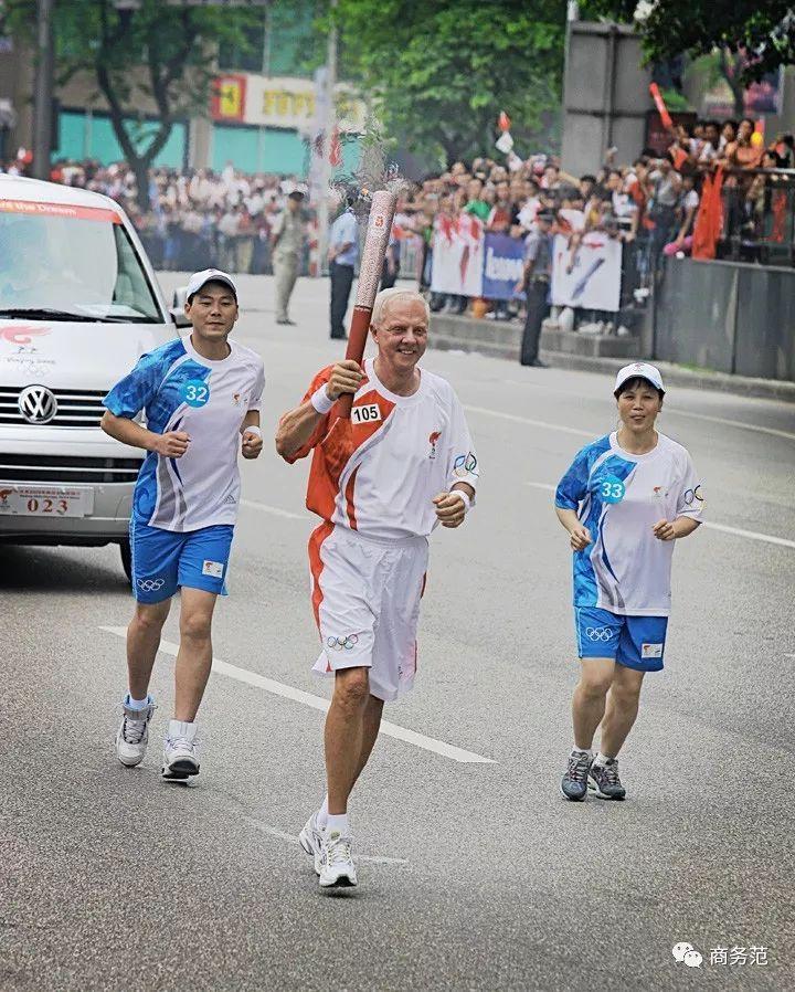 外企看中长相吗,外企招聘看专业还是看学校