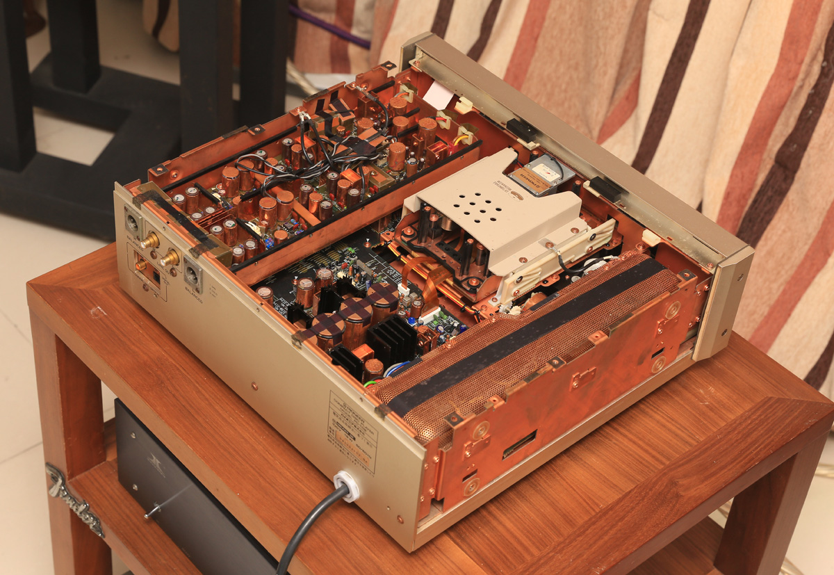 二十多年前的CD机至今售价上万,先锋PD-T09究竟实力何在?