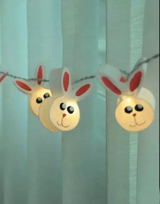 怎么用纸做元宵形状的小灯笼,简单用卡纸做一个元宵节小灯笼