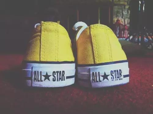 vans和converse高帮适合冬季穿,converse对比vans