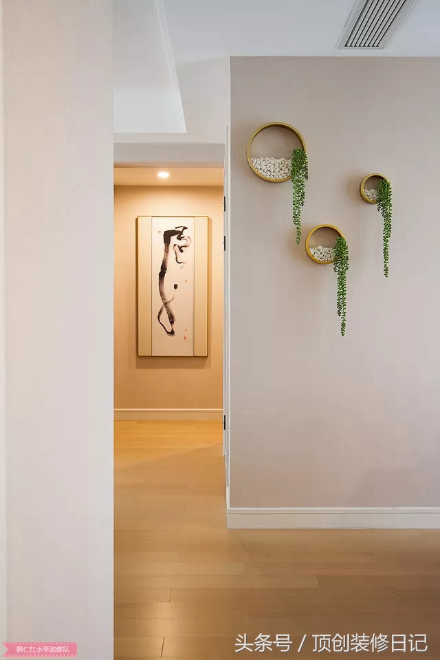 铜仁沙发装修效果图,极简原木风格沙发墙