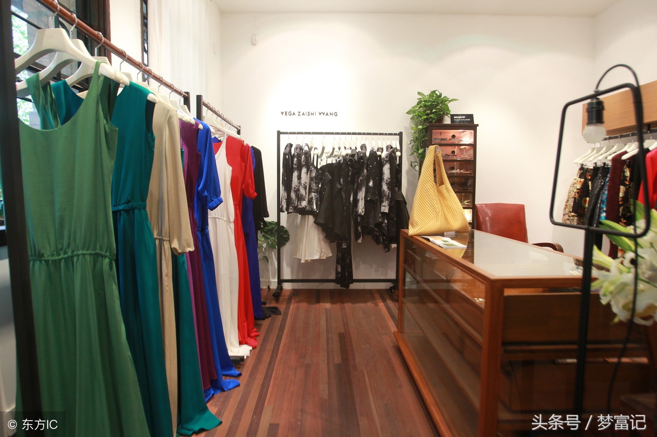 新手小白开服装店应该学会哪些,开服装店需知道的6条开店经验