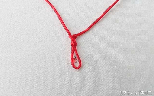 女生手链黄金首饰编法,红绳编心形手链的方法