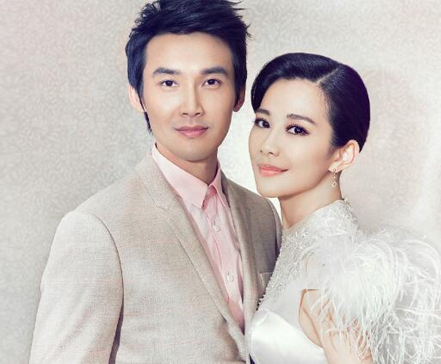 一个是内地帅哥，一个是TVB男神收割机，没多少人知道他们是夫妻