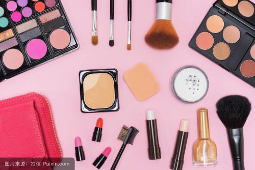 哪些好用的网红化妆品,买过最踩雷的化妆品
