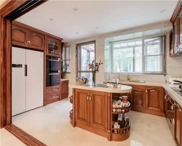 10家厨房比比看,一分价钱一分货