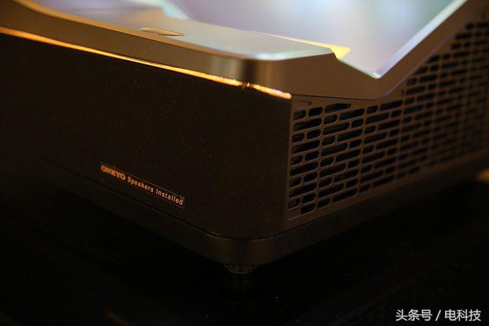 pptv激光电视max2,pptv激光影院