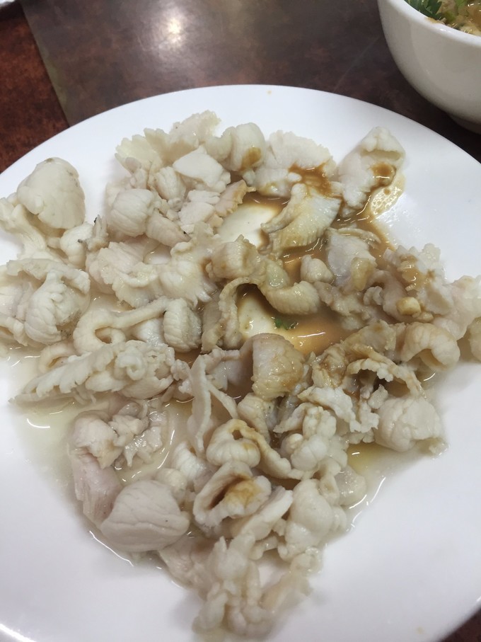 冬天去哪里旅游暖和特色美食,冬季游玩攻略美食推荐