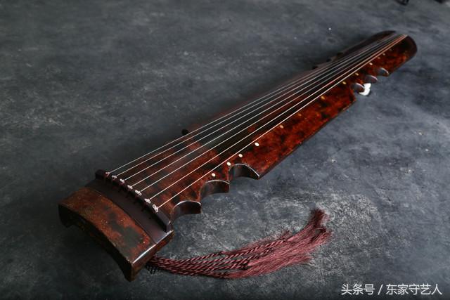 椴佽繀涓浗浼犵粺缇庡,椴佽繀闂叉儏闆呰嚧