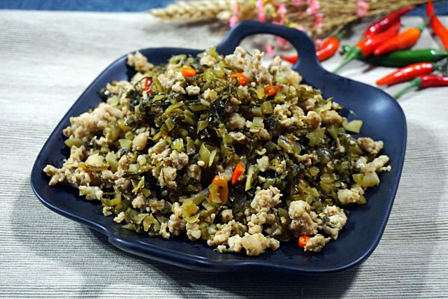 春天上火牙肿嗓子疼,这道菜得多吃,葱姜不放,五分钟出锅,省心